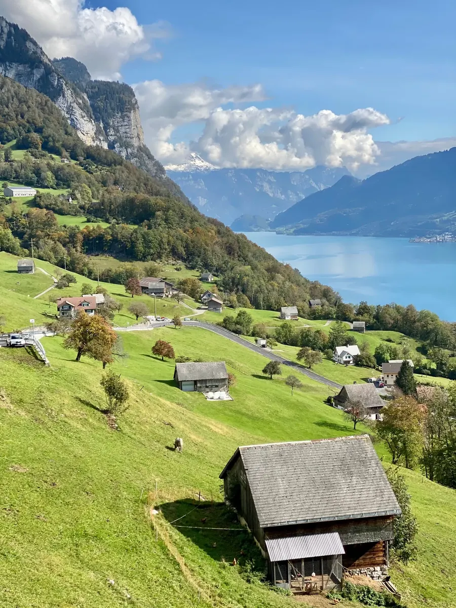 Blick von Amden hoch über dem Walensee